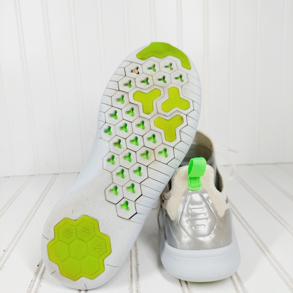 Nike Cream Silver Athleisure Training Lace Up Running Sneakers A239 - Picture 9 of 13